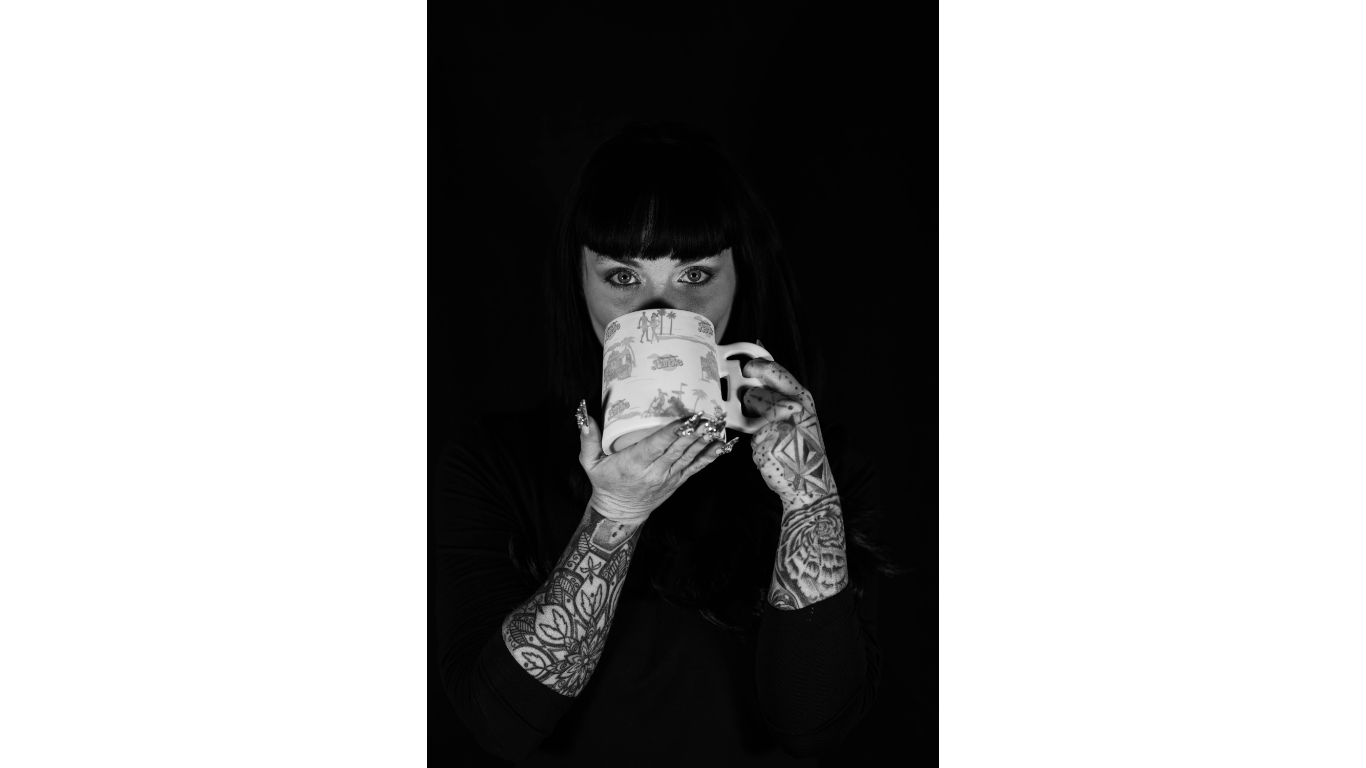 Mindy Lewellen visual portrait